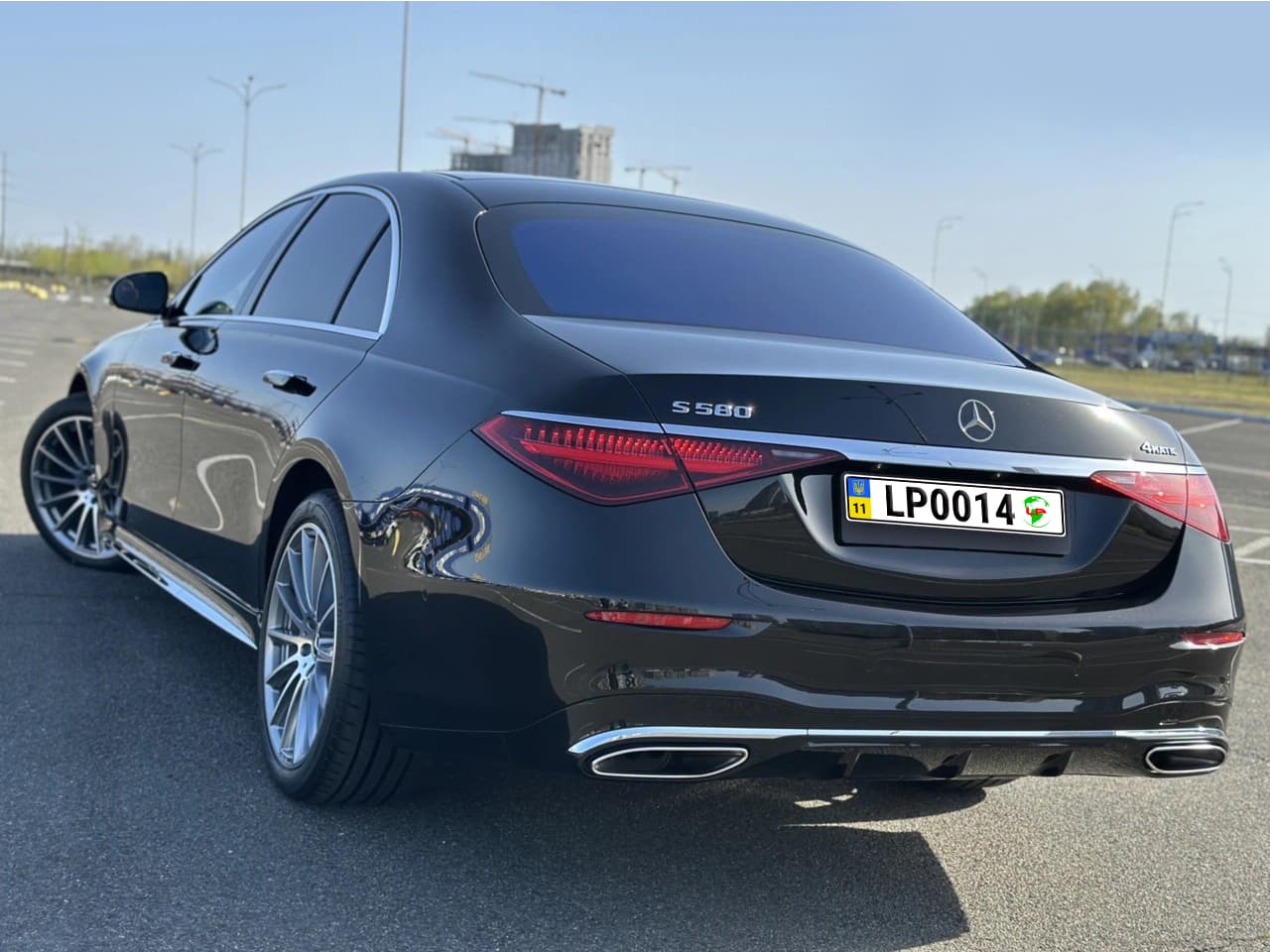 Автомобили бизнес-класса